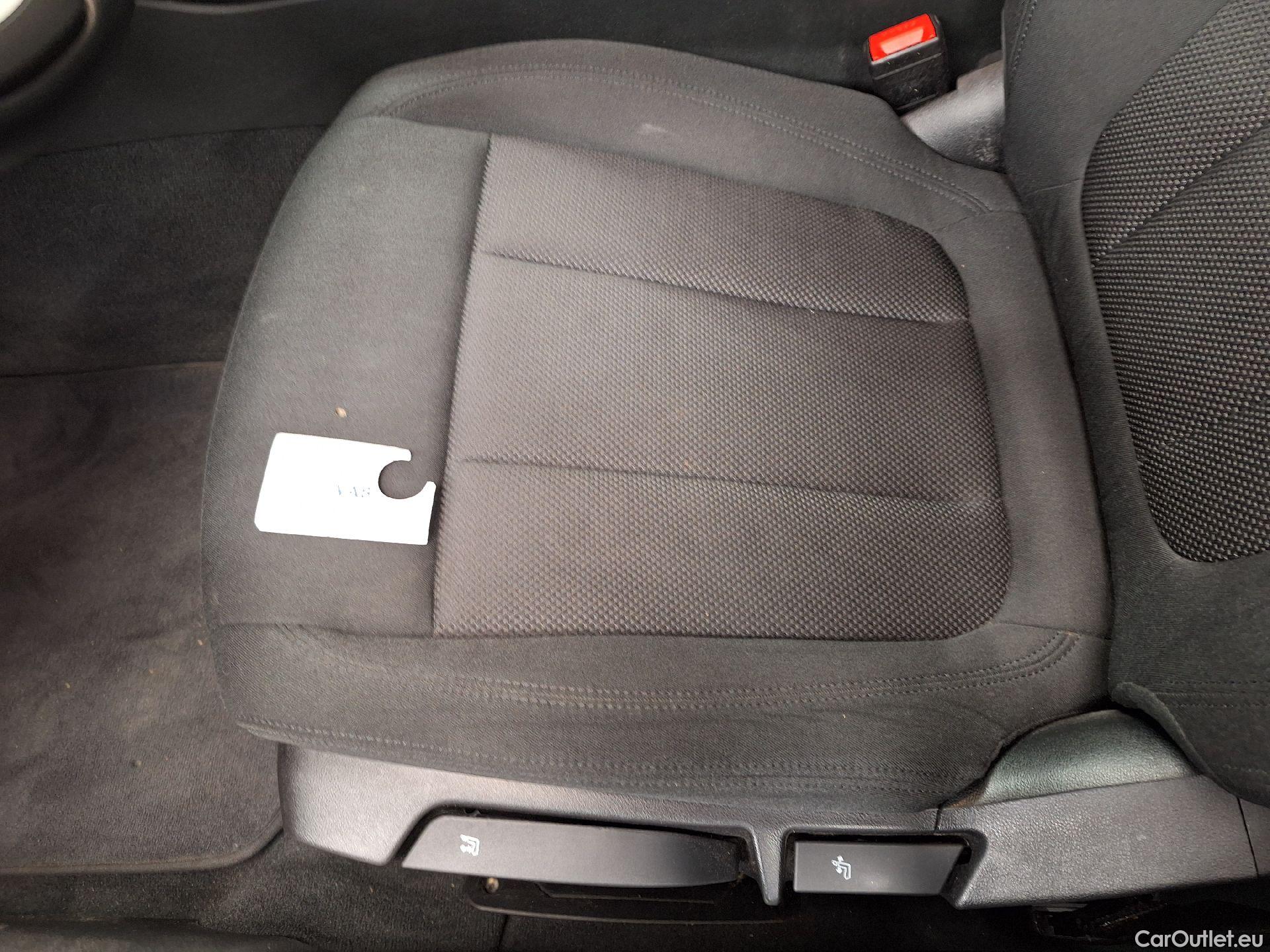  Bmw  Serie 3 BMW, 3-serie FL'22, 318i 115kw A #29