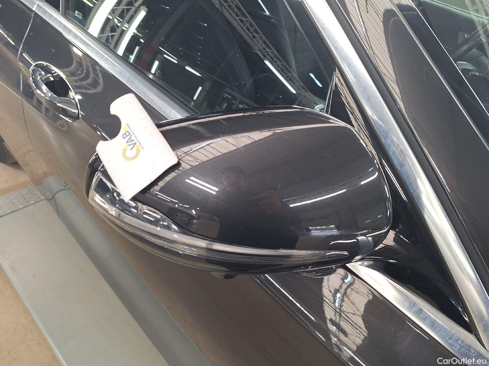  Mercedes  E-Klasse Mercedes, E-Class Break FL'20, E Break 300 e 225kW Bus.So.Aut #27