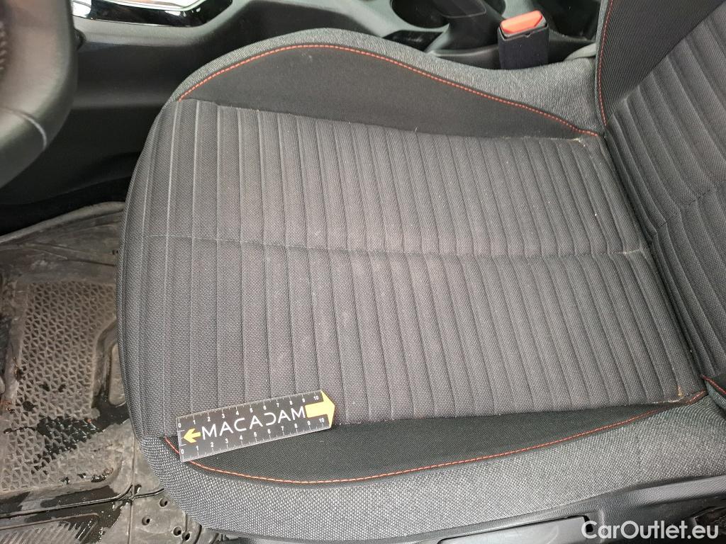  Peugeot  2008  Active Pack 1.2 PureTech 130CV BVA8 E6d #11