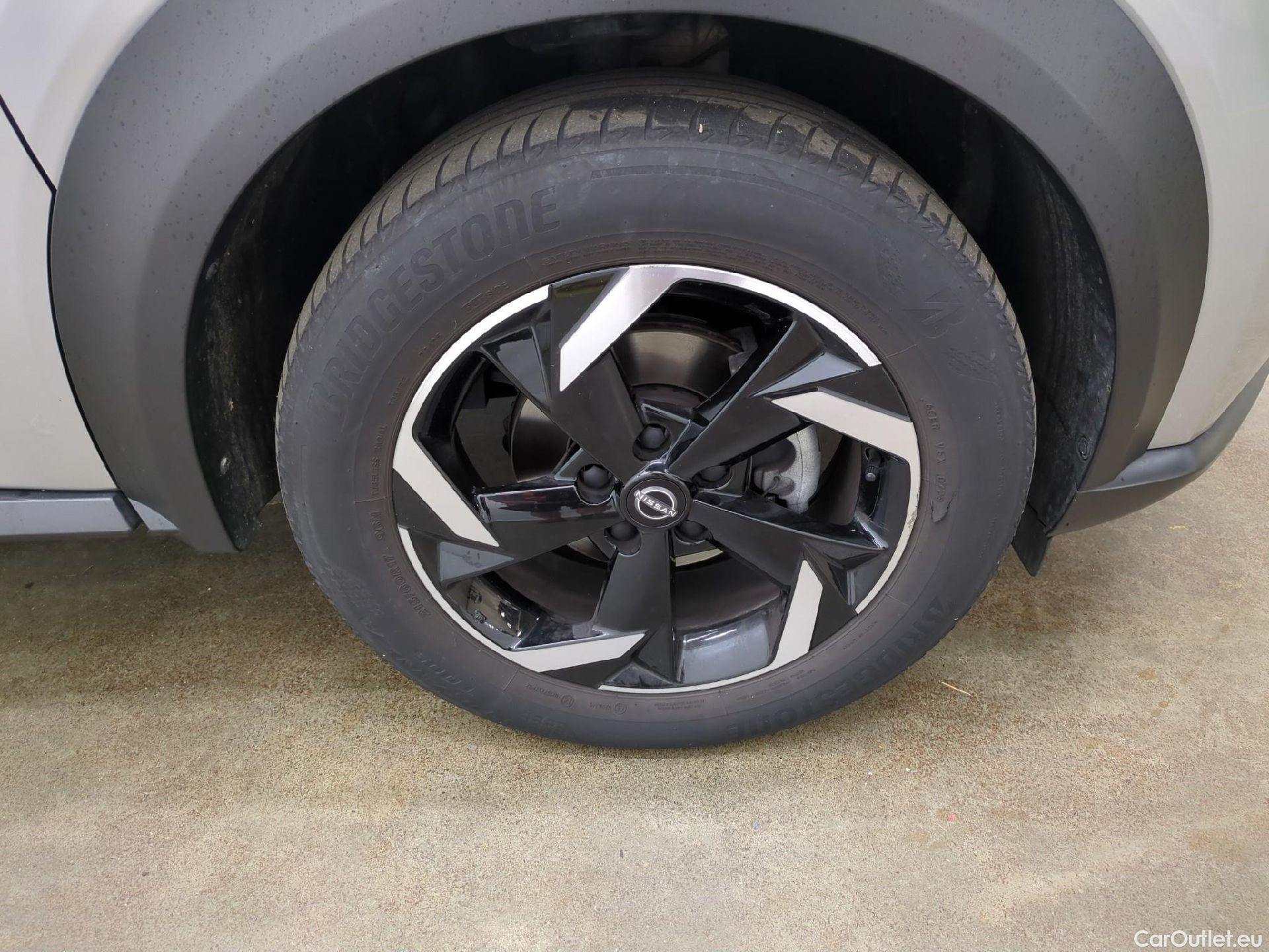  Nissan  Juke NISSAN  / 2019 / 5P / Crossover Hybrid 143 Business+ #3