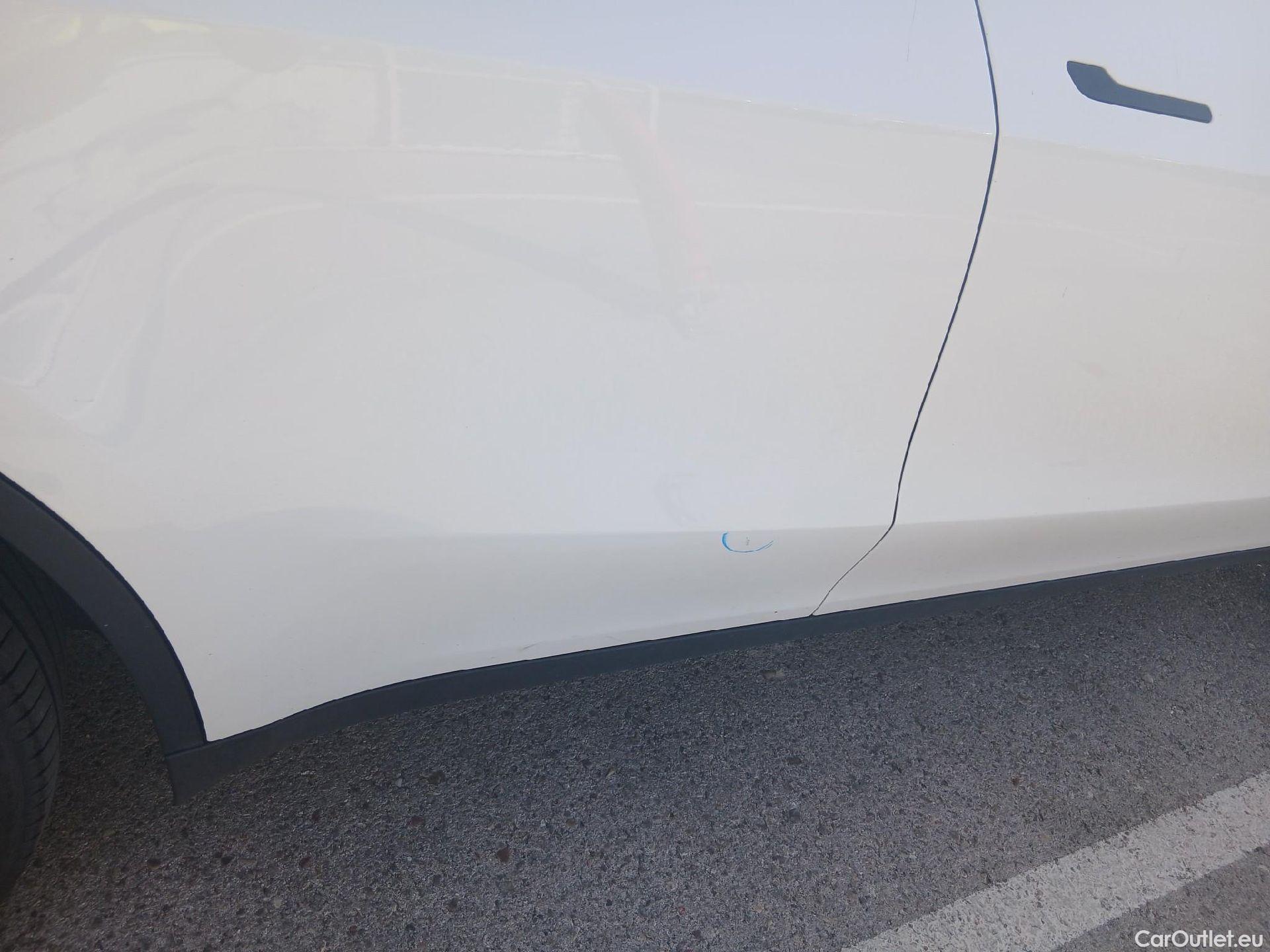  Tesla  Model Y TESLA  / 2020 / 5P / todoterreno Gran Autonomía 4WD #21