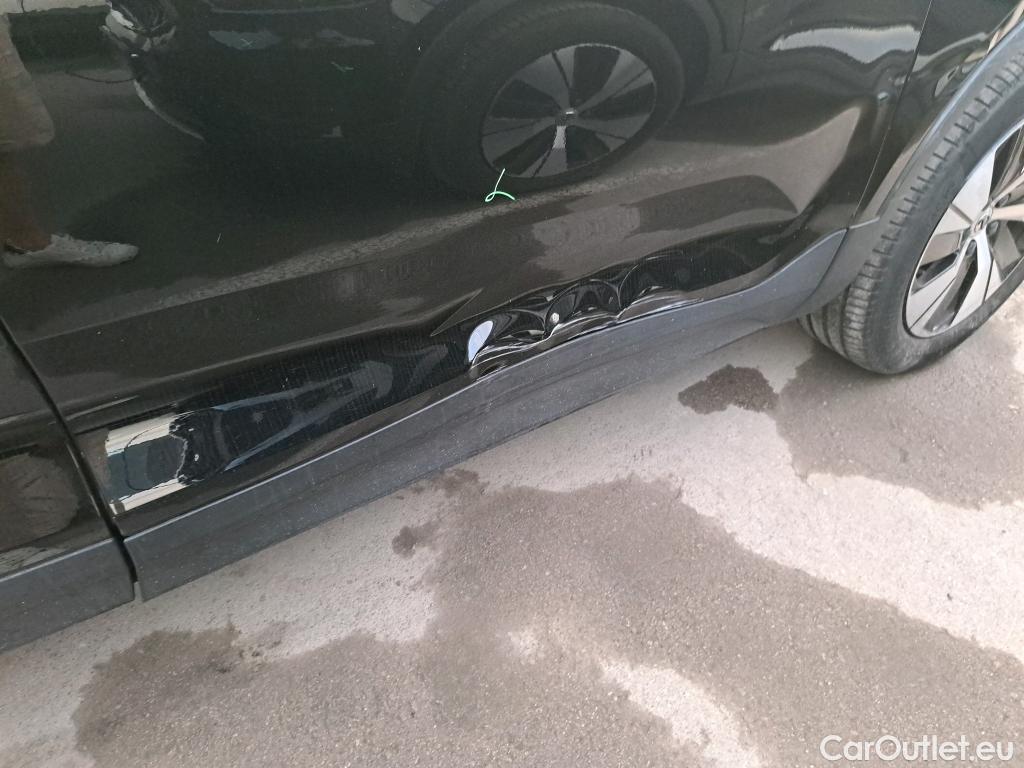  Volvo  XC 40 VOLVO XC40 / 2021 / 5P / todoterreno 1.5 T4 Recharge PHEV Core Auto #11