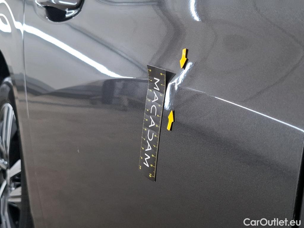  Peugeot  208  Allure Pack 1.5 HDi 100CV BVM6 E6d #35