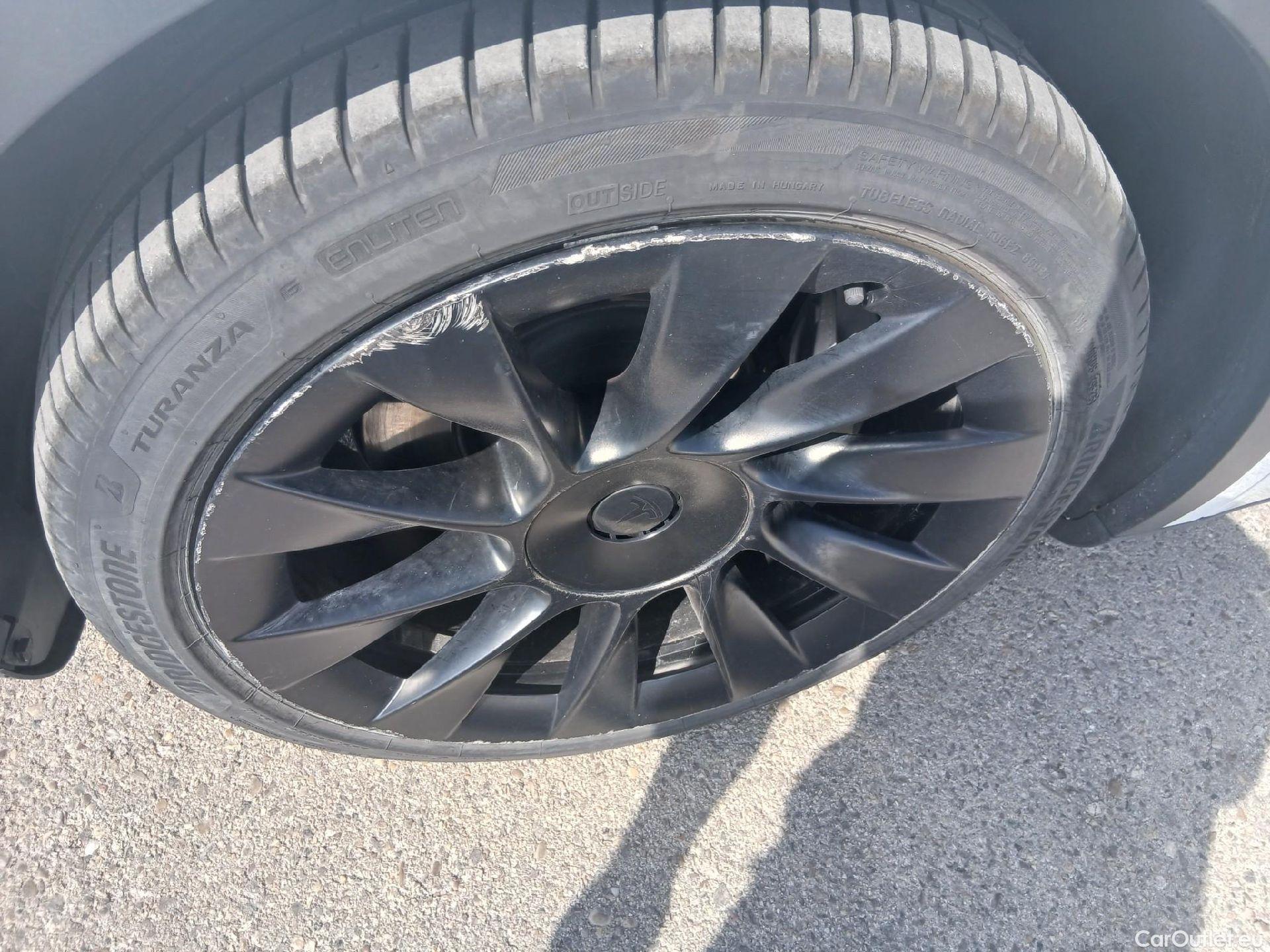  Tesla  Model Y TESLA  / 2020 / 5P / todoterreno Gran Autonomía 4WD #11