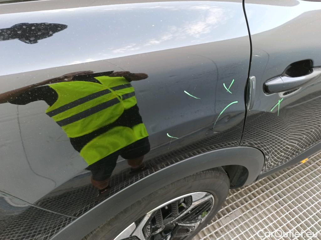  Citroen  C4 CITROEN  / 2020 / 5P / berlina con portón PureTech 130 S&S EAT8 Shine #1