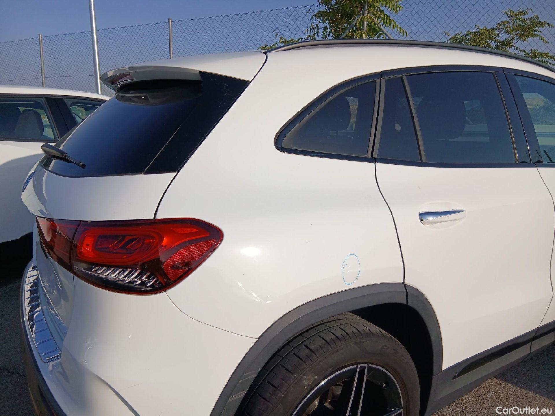  Mercedes  GLA MERCEDES-BENZ  / 2020 / 5P / todoterreno  200 #35