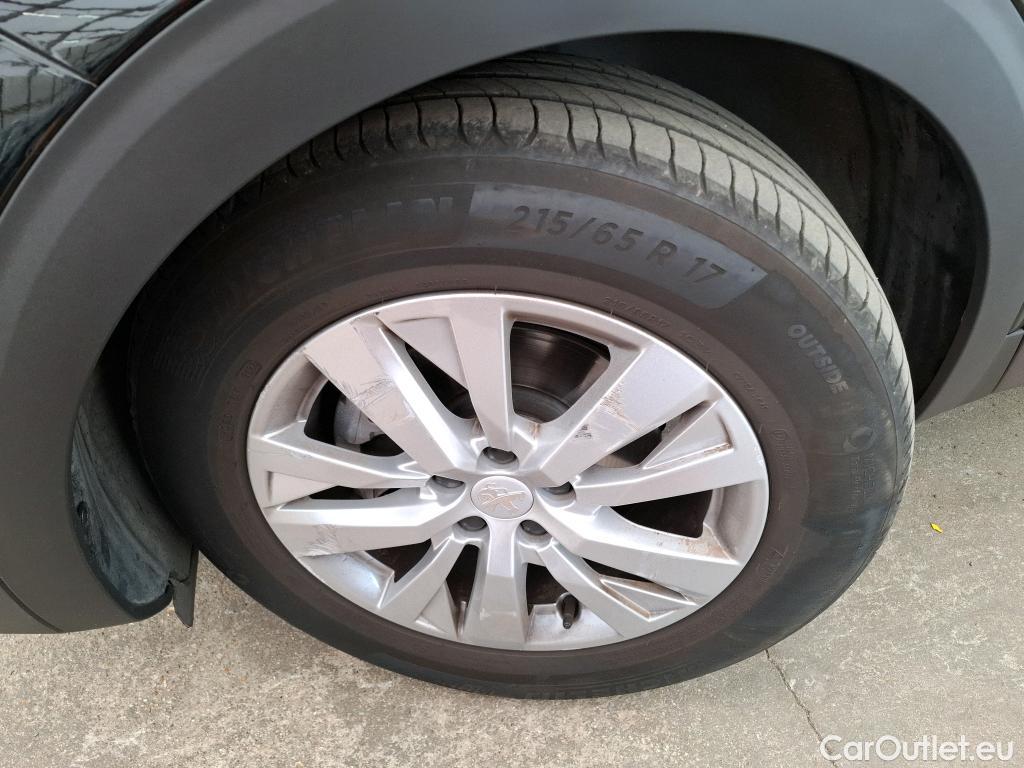  Peugeot  5008  Active Pack 1.2 PureTech 130CV BVA8 7 Sieges E6d #20