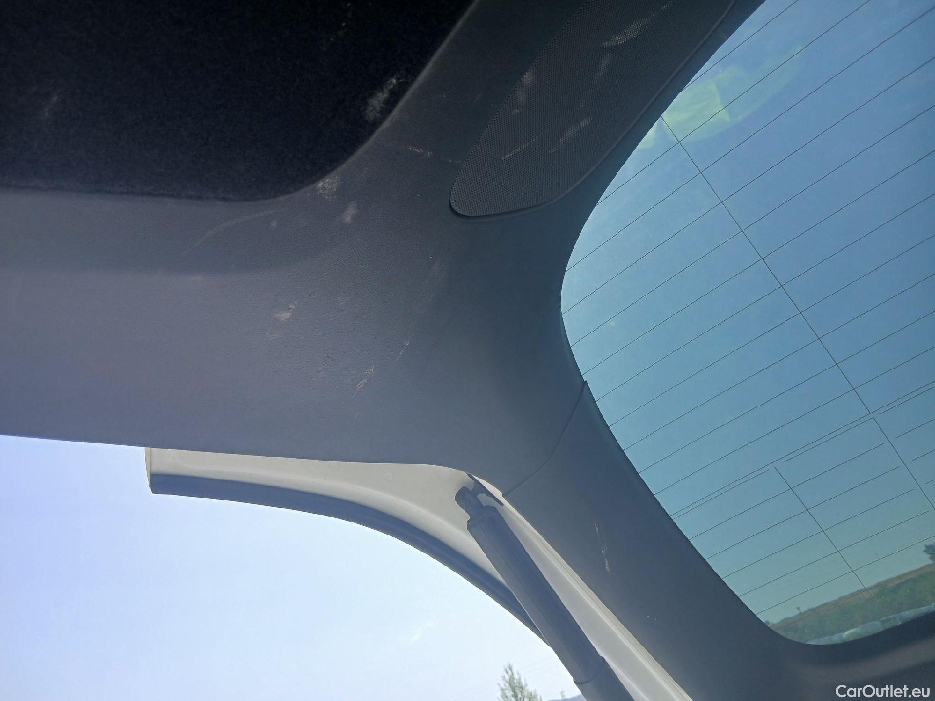  Tesla  Model Y TESLA  / 2020 / 5P / todoterreno Gran Autonomía 4WD #3