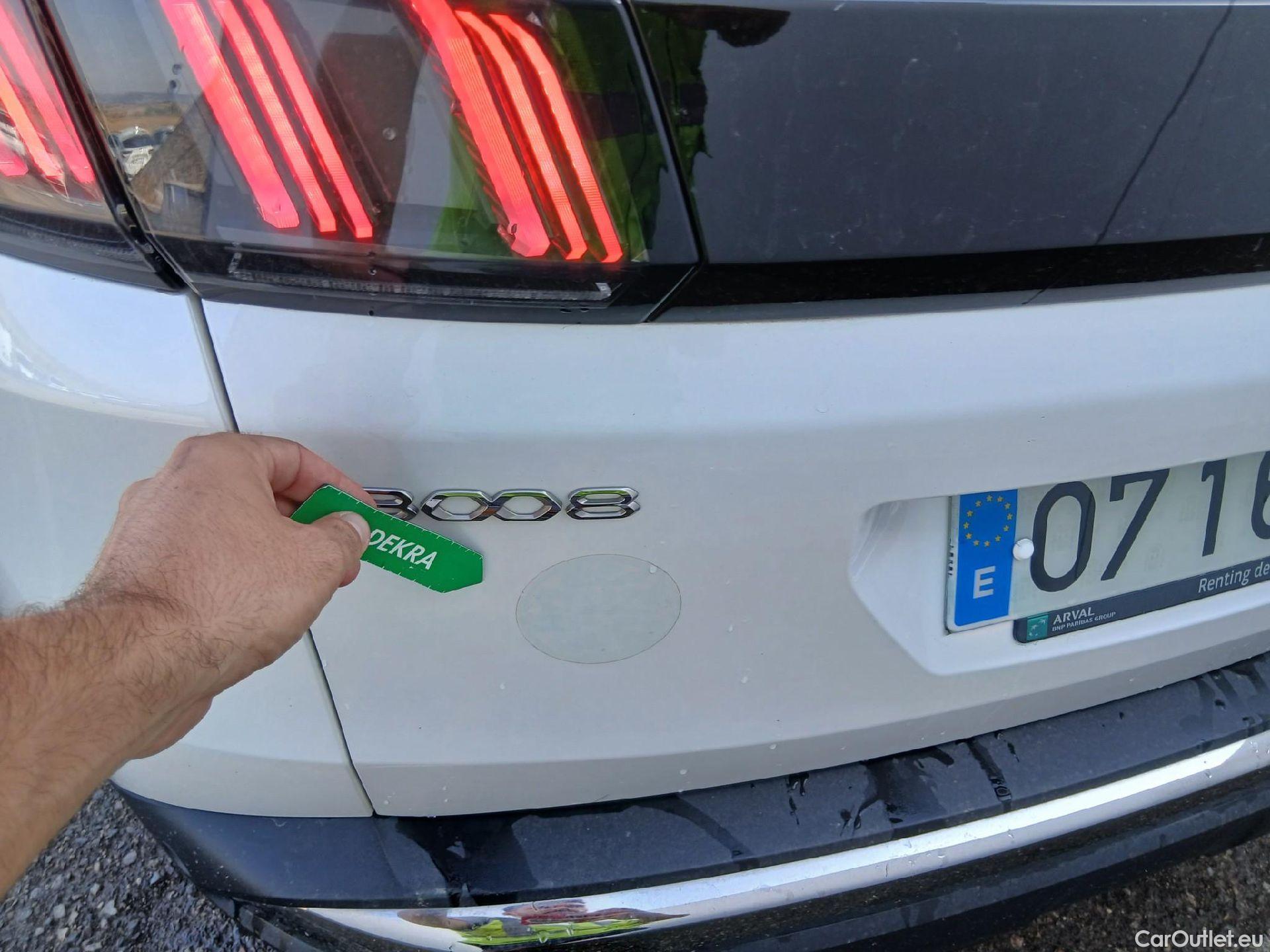  Peugeot  3008 PEUGEOT  / 2020 / 5P / todoterreno 1.5 BlueHDi 96kW S&S GT EAT8 #9