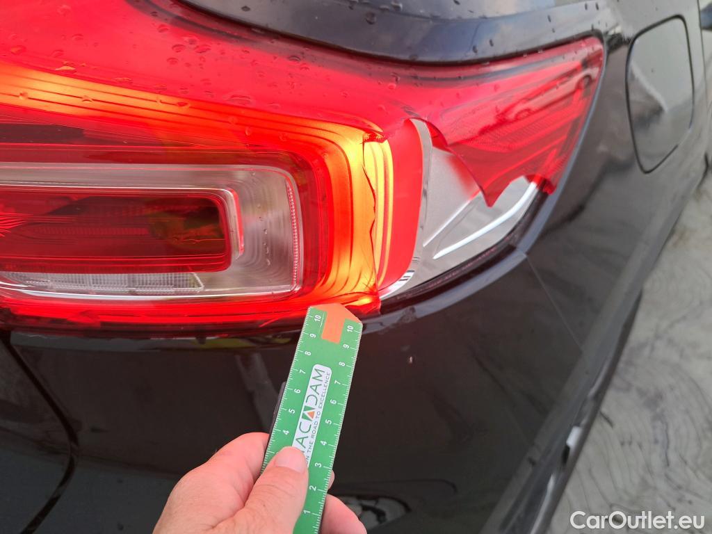  Volvo  XC 40 VOLVO XC40 / 2021 / 5P / todoterreno 1.5 T4 Recharge PHEV Core Auto #2