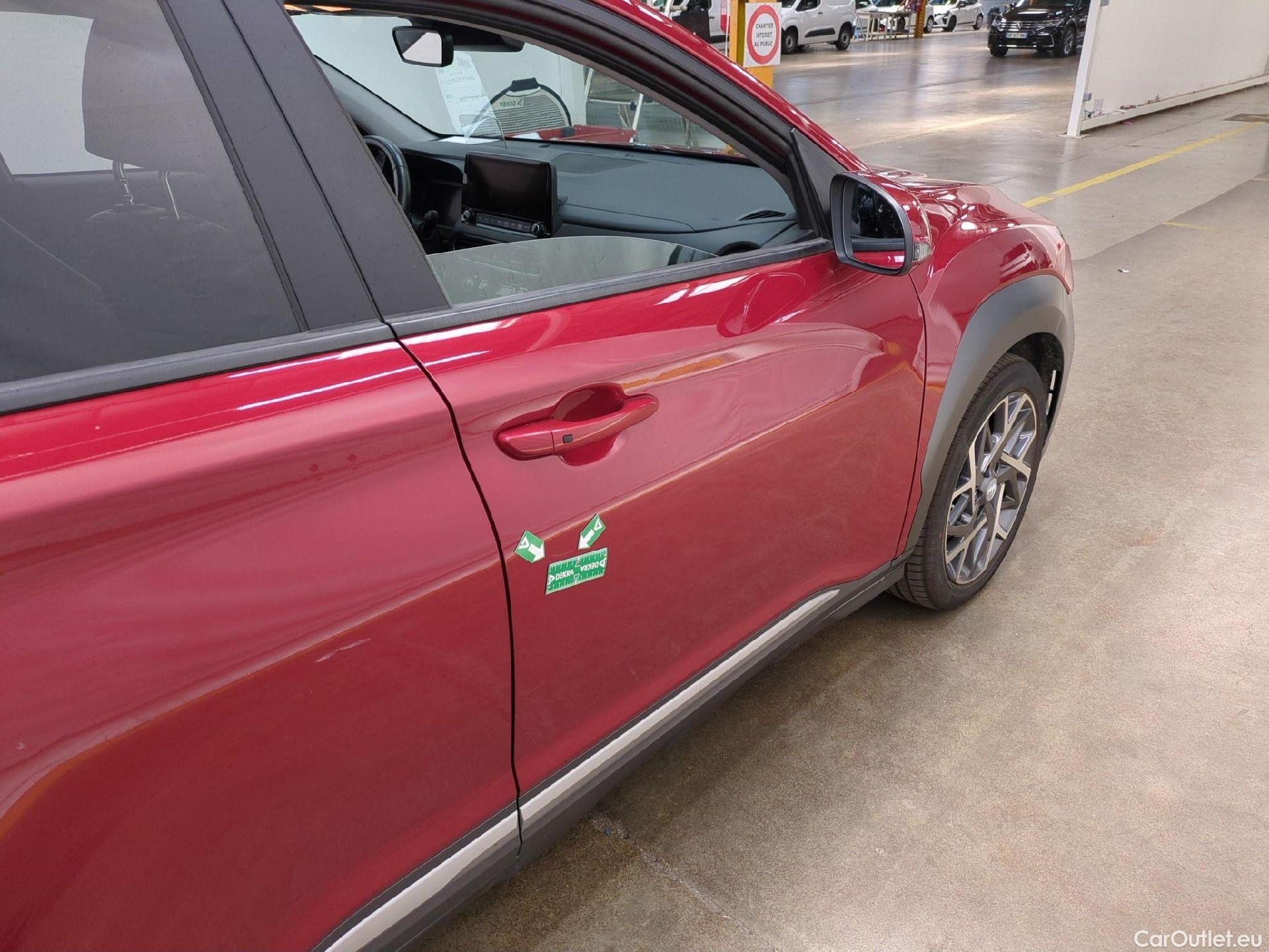  Hyundai  kona HYUNDAI  / 2020 / 5P / SUV 1.6 HYBRID 141 EXECUTIVE HEV #30