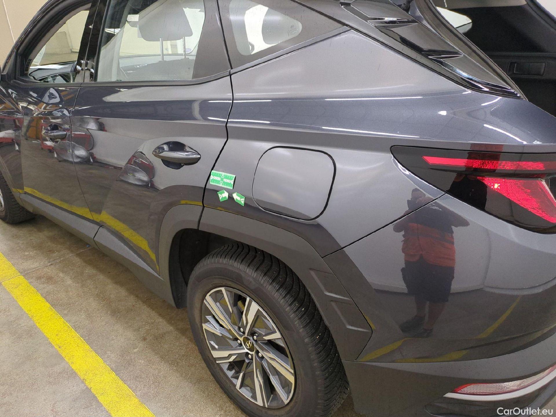  Hyundai  Tucson  Business Hybrid 2WD 1.6 T-GDI 230CV BVA6 E6d #24