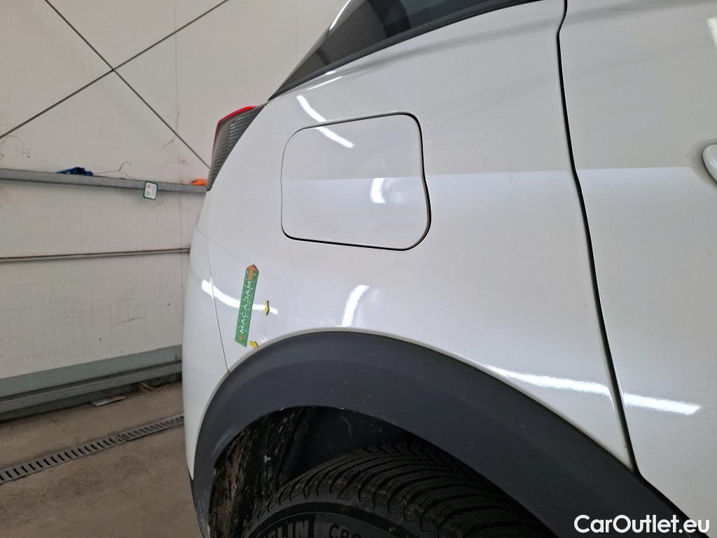  Peugeot  3008  II Active Pack 1.2 PureTech 130CV BVA8 E6d #1