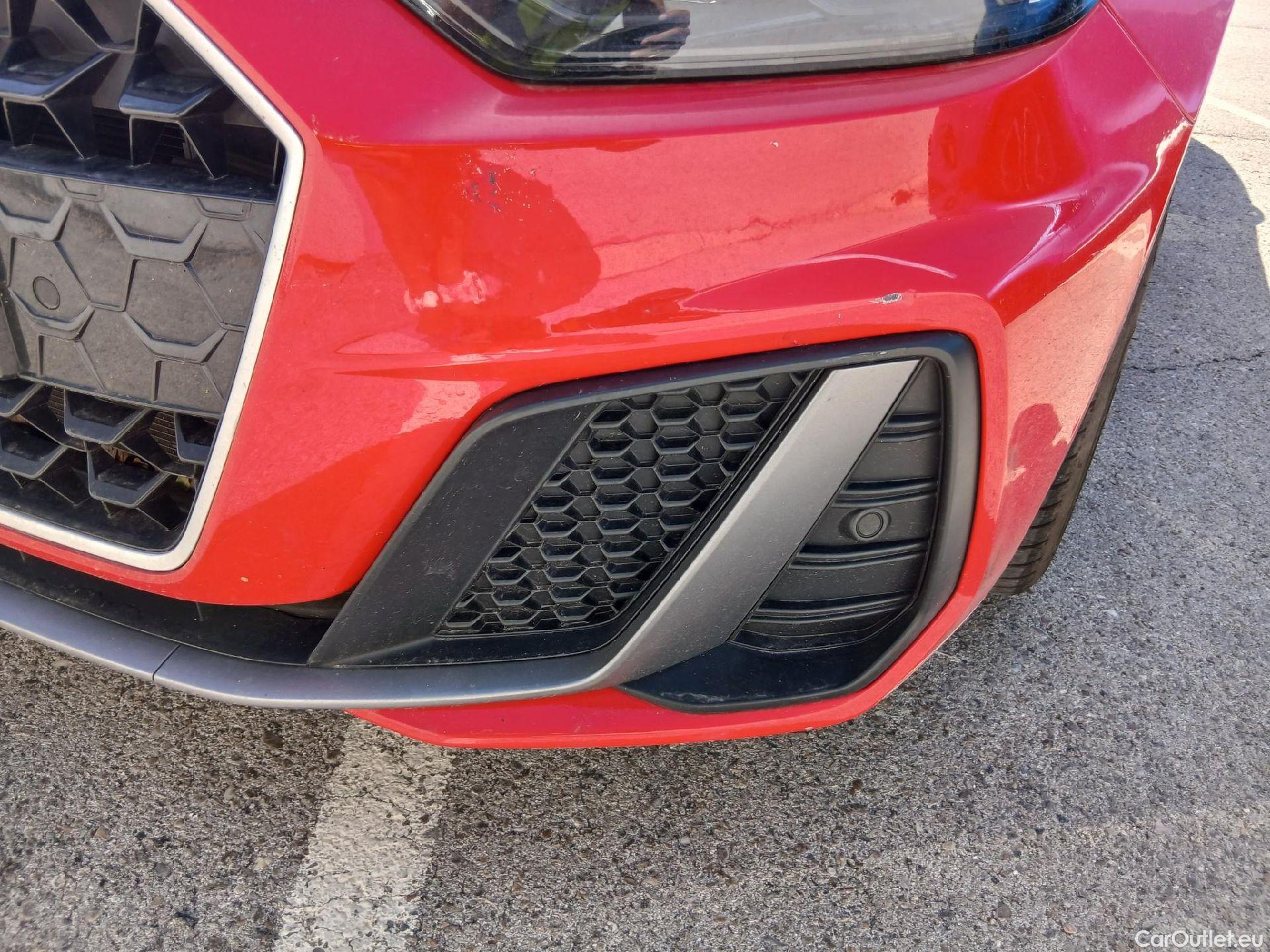  Audi  A1 Sportback AUDI A1 / 2018 / 5P / berlina con portón Sportback Adrenalin 30 TFSI 81kW (110CV)(SP) #13