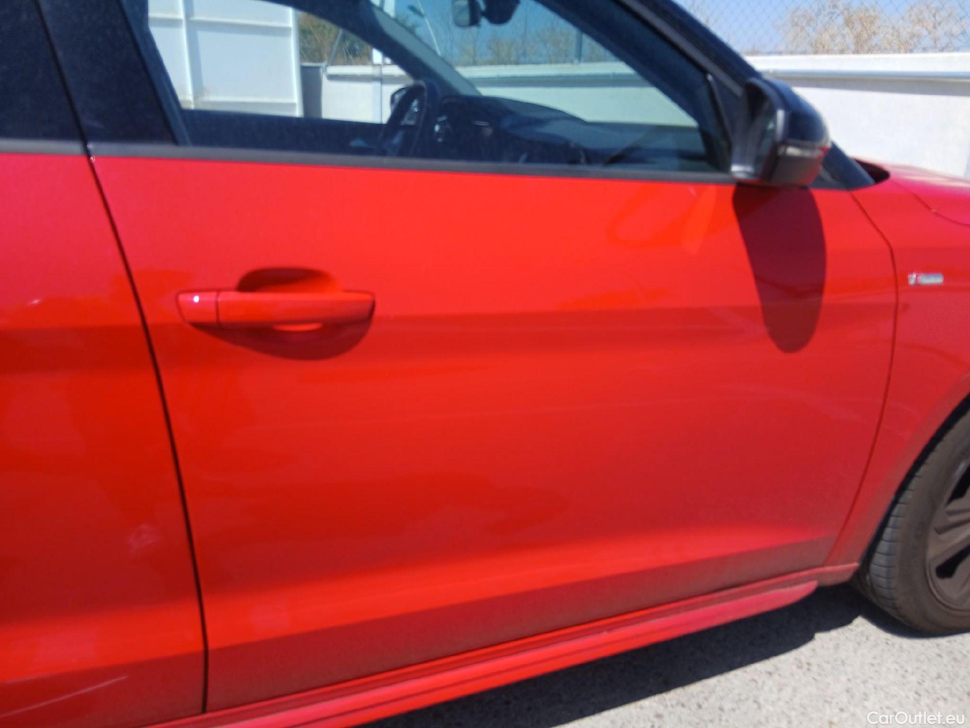  Audi  A1 Sportback AUDI A1 / 2018 / 5P / berlina con portón Sportback Adrenalin 30 TFSI 81kW (110CV)(SP) #55