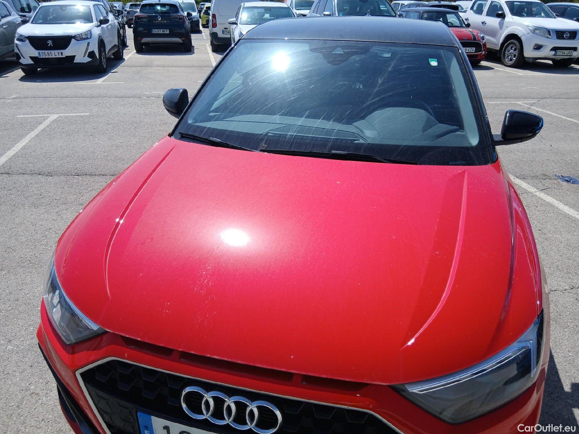 Audi  A1 Sportback AUDI A1 / 2018 / 5P / berlina con portón Sportback Adrenalin 30 TFSI 81kW (110CV)(SP) #5