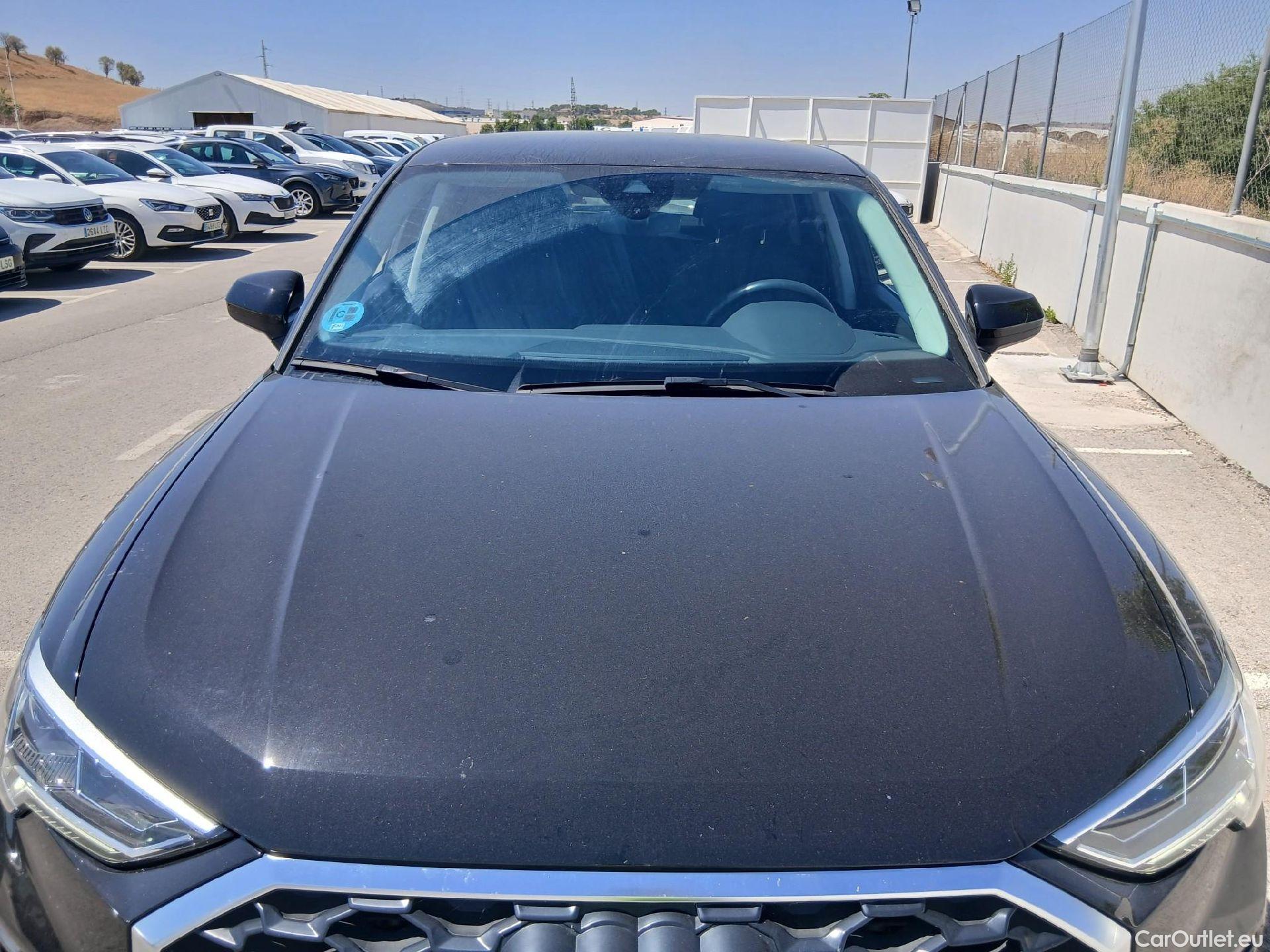  Audi  Q3 AUDI  Sportback / 2019 / 5P / todoterreno Advanced 35 TDI quattro 110kW (150CV) #3