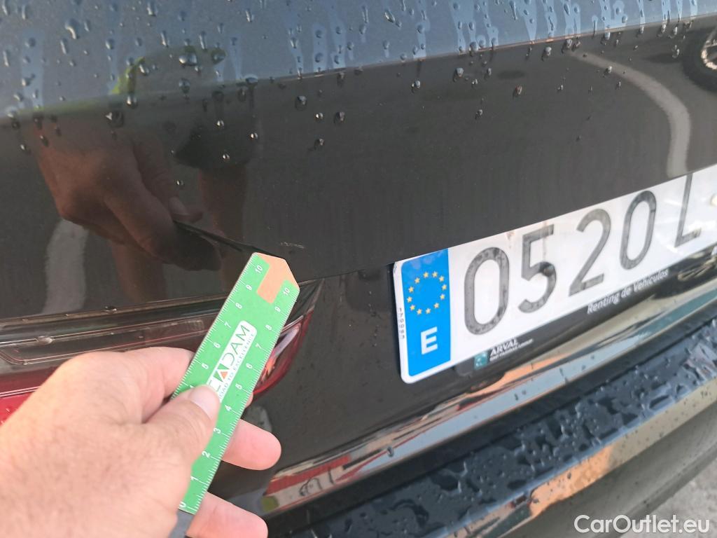  Bmw  Serie 3 BMW  / 2018 / 4P / sedán 320d Auto. #21