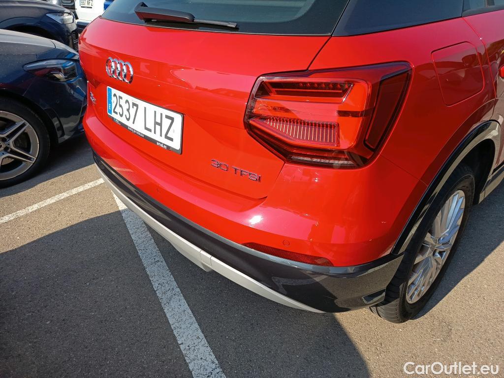  Audi  Q2 AUDI  / 2016 / 5P / todoterreno Design 30 TFSI 85kW (116CV) #18