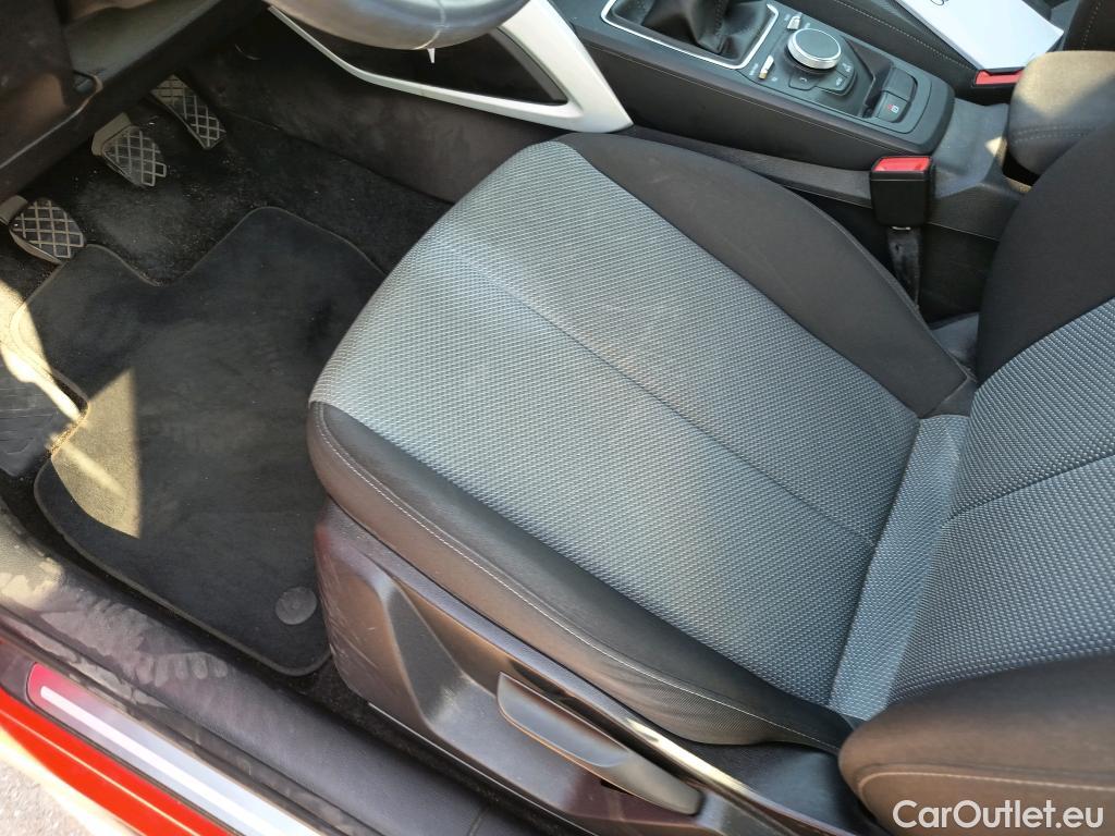  Audi  Q2 AUDI  / 2016 / 5P / todoterreno Design 30 TFSI 85kW (116CV) #34