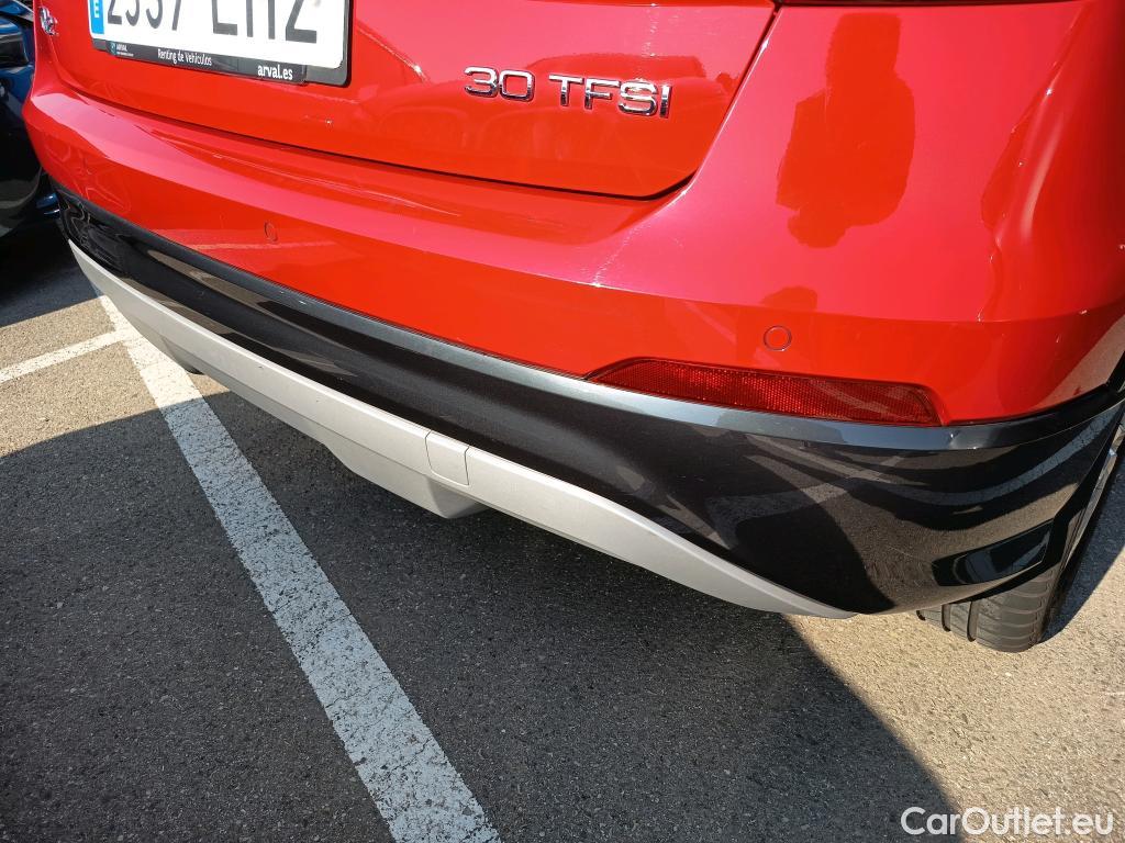  Audi  Q2 AUDI  / 2016 / 5P / todoterreno Design 30 TFSI 85kW (116CV) #22