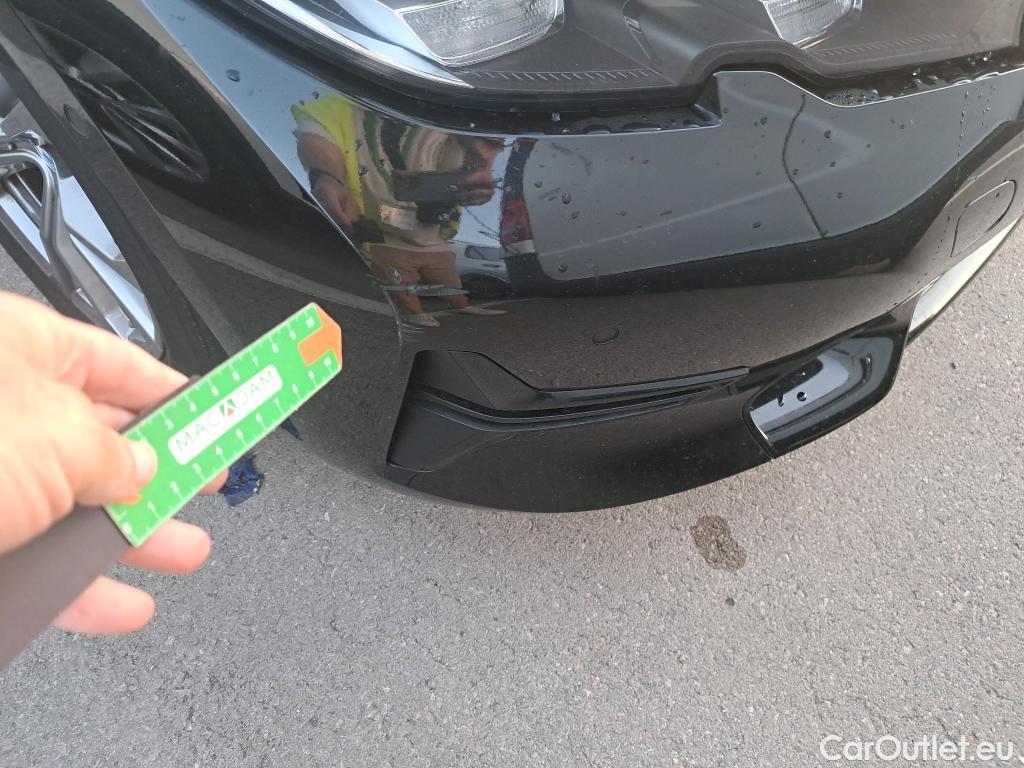  Bmw  Serie 3 BMW  / 2018 / 4P / sedán 320d Auto. #17