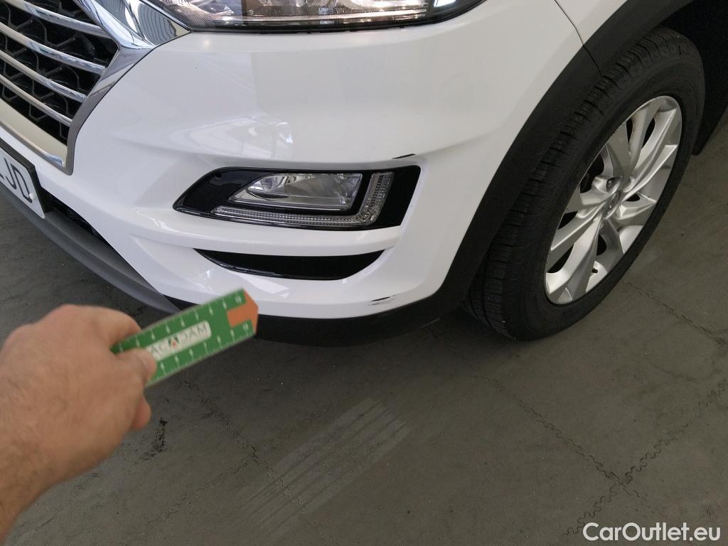  Hyundai  Tucson HYUNDAI  / 2018 / 5P / todoterreno 1.6 CRDI 85kW (116CV) 48V SLE Sky 4X2(SL)(SP) #20