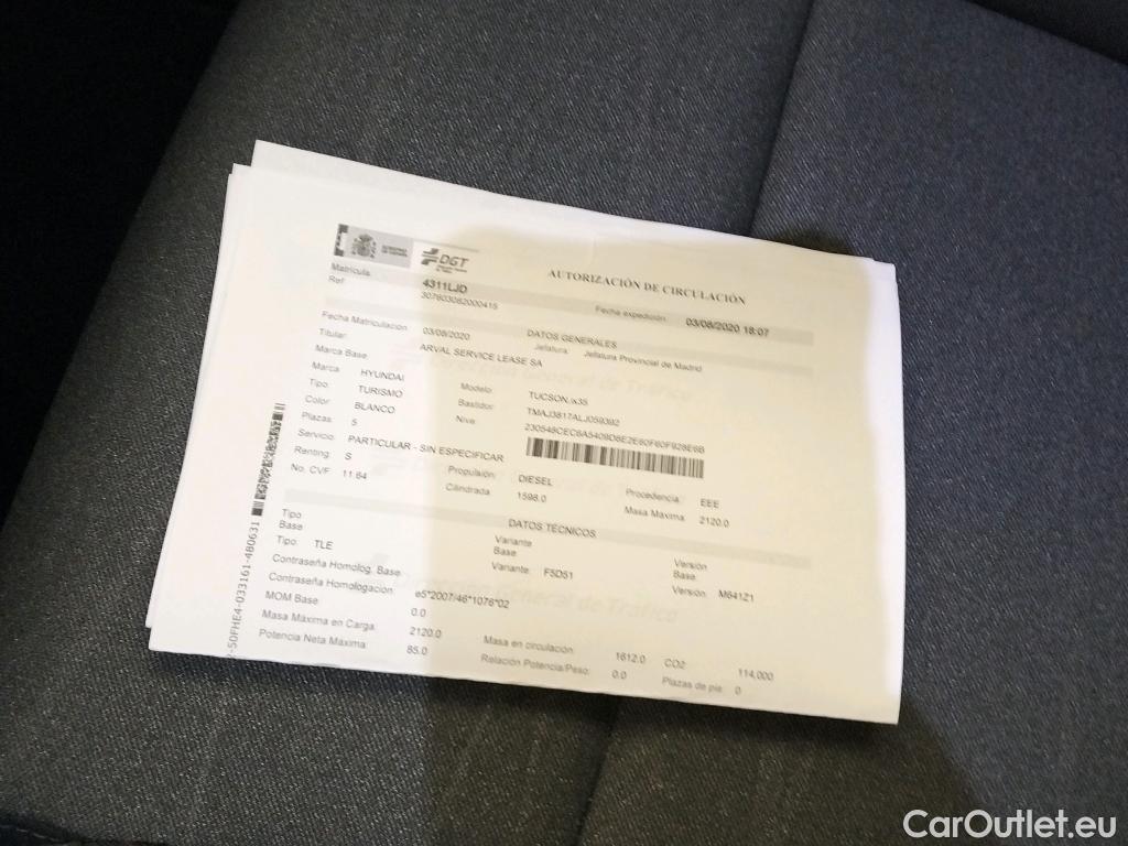  Hyundai  Tucson HYUNDAI  / 2018 / 5P / todoterreno 1.6 CRDI 85kW (116CV) 48V SLE Sky 4X2(SL)(SP) #11
