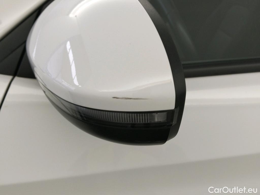  Hyundai  Tucson HYUNDAI  / 2018 / 5P / todoterreno 1.6 CRDI 85kW (116CV) 48V SLE Sky 4X2(SL)(SP) #33