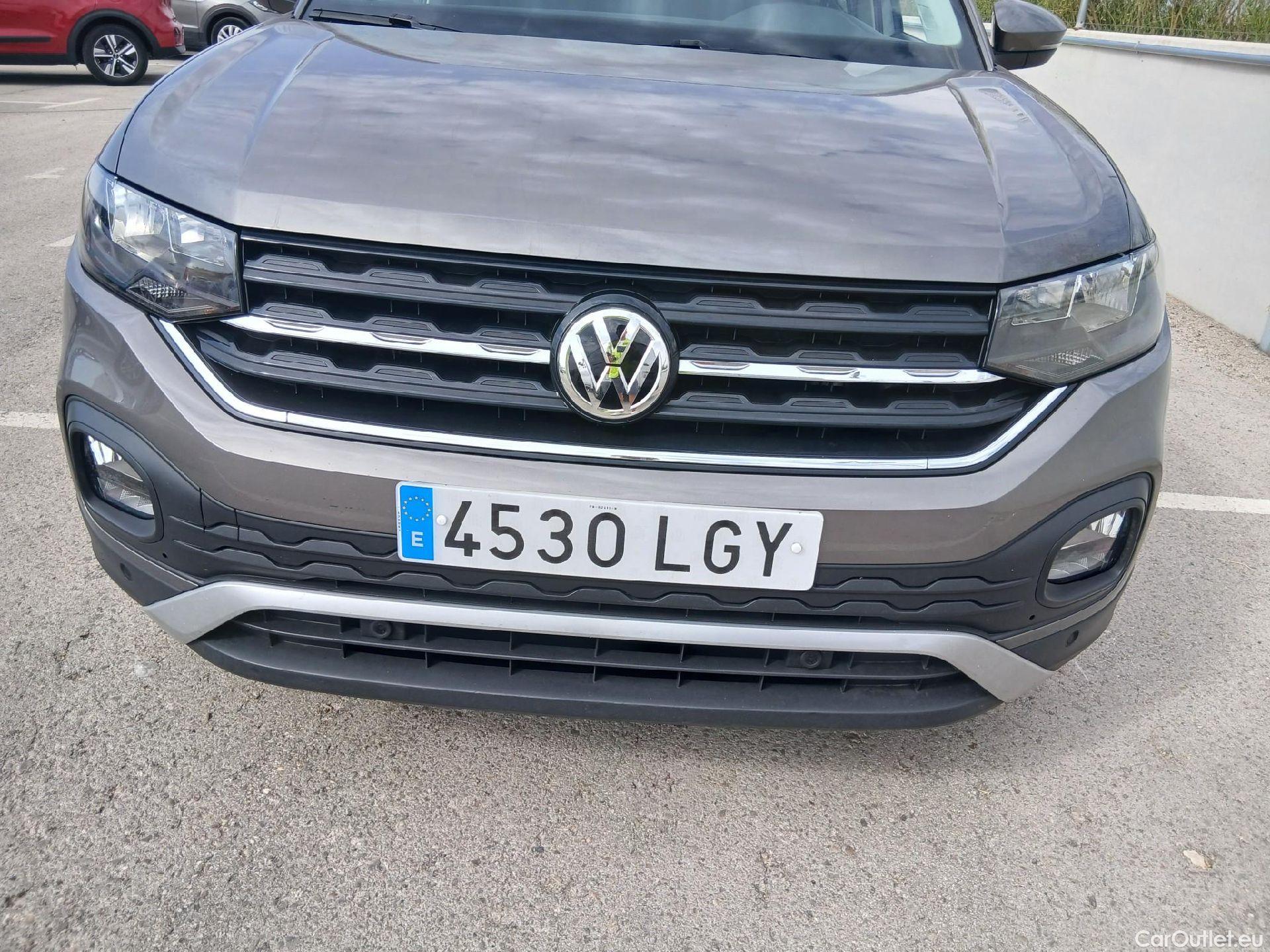  Volkswagen  T-CROSS VOLKSWAGEN  / 2018 / 5P / todoterreno Advance 1.0 TSI 85kW (115CV) DSG (AC) #4