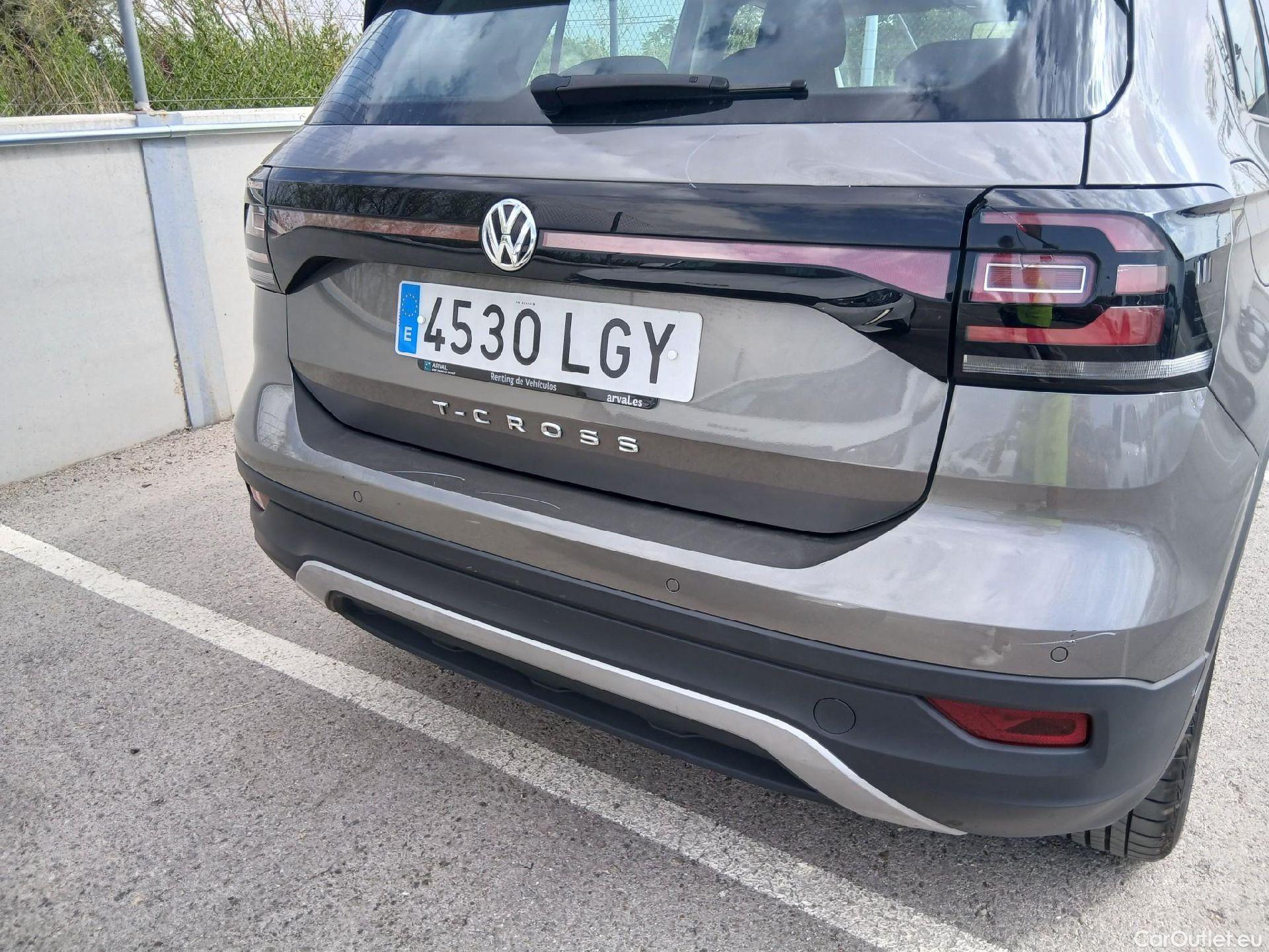  Volkswagen  T-CROSS VOLKSWAGEN  / 2018 / 5P / todoterreno Advance 1.0 TSI 85kW (115CV) DSG (AC) #38