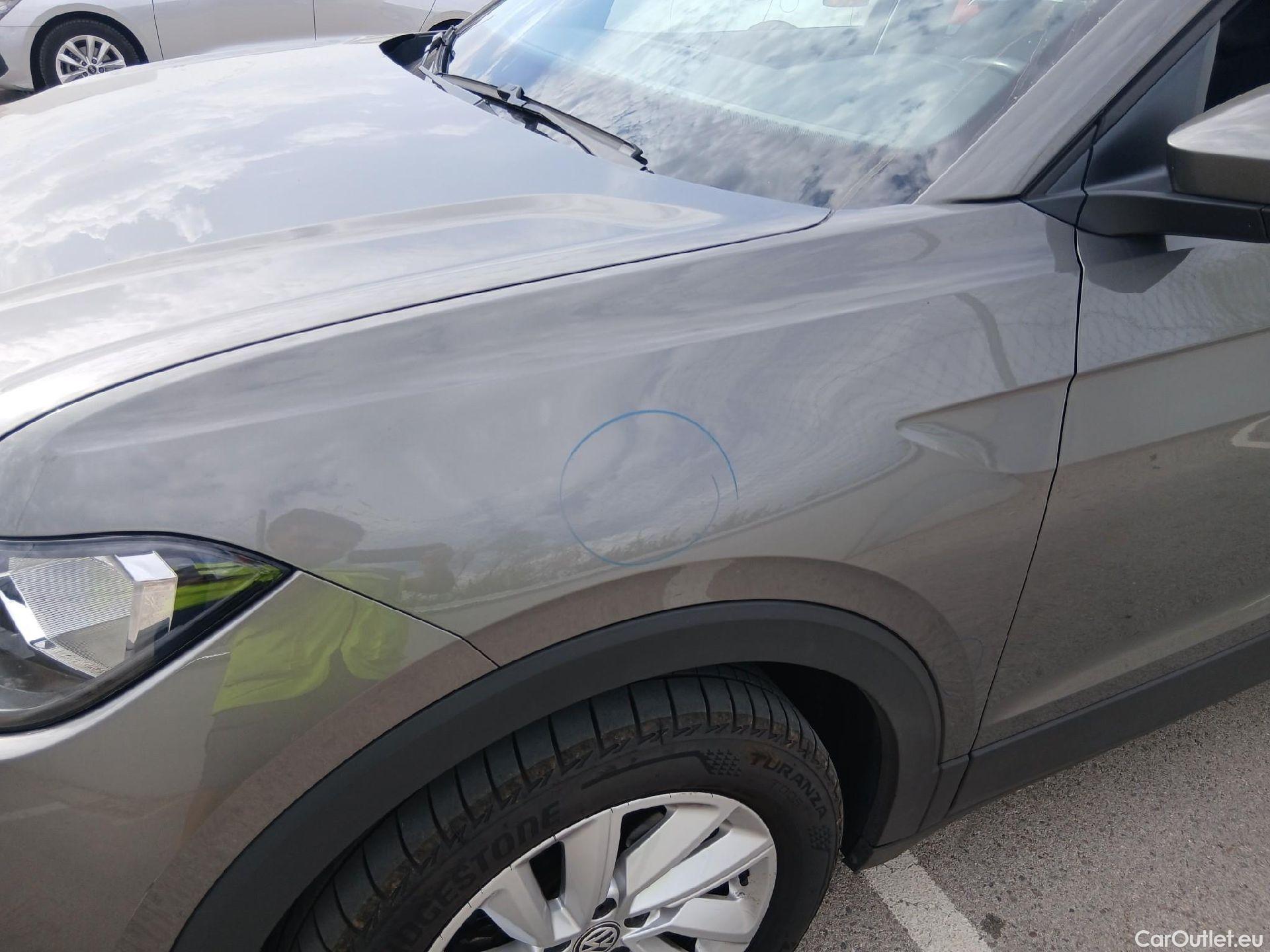  Volkswagen  T-CROSS VOLKSWAGEN  / 2018 / 5P / todoterreno Advance 1.0 TSI 85kW (115CV) DSG (AC) #14