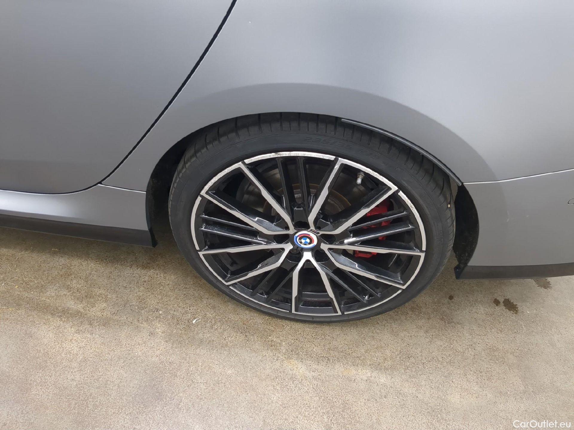 Bmw  Serie 2 BMW Série 2 Gran Coupé / 2019 / 4P / Berline M235i xDrive AUTO Edition M Sport Pro #1