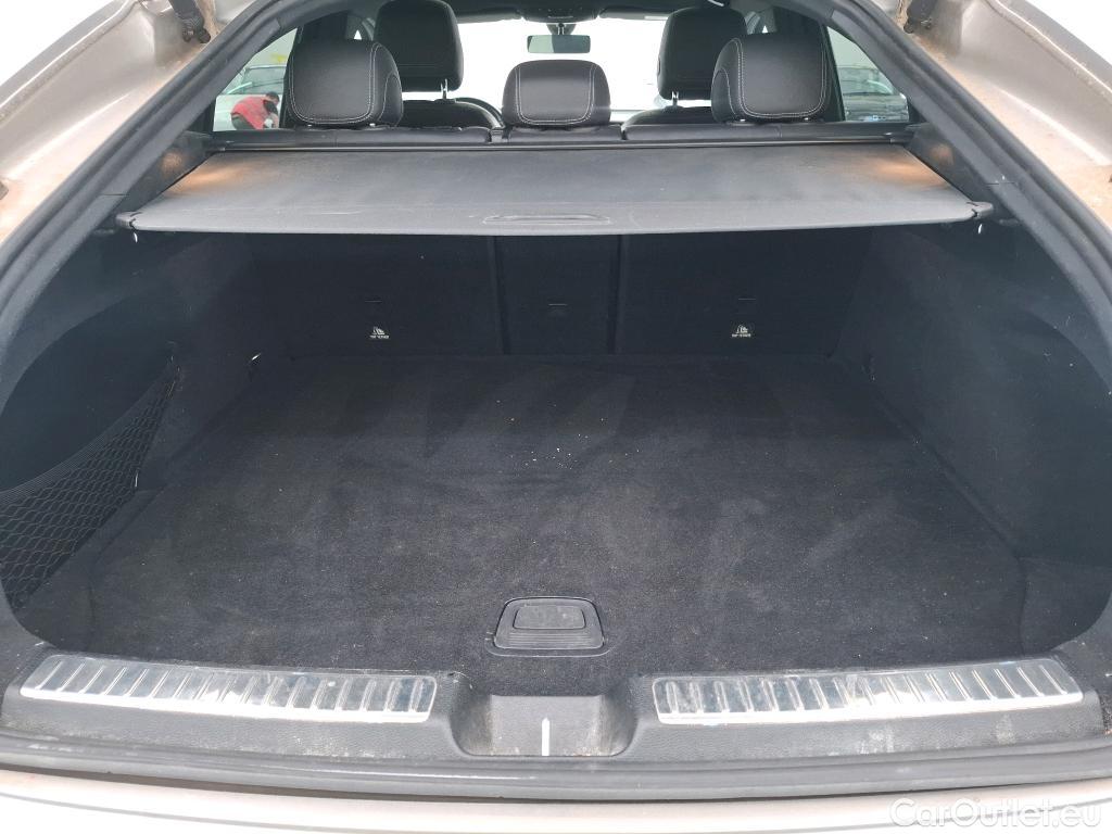  Mercedes  G-Klasee MERCEDES-BENZ GLC Coupe / 2019 / 5P / Coupé GLC 300 e Business Line 4Matic #8
