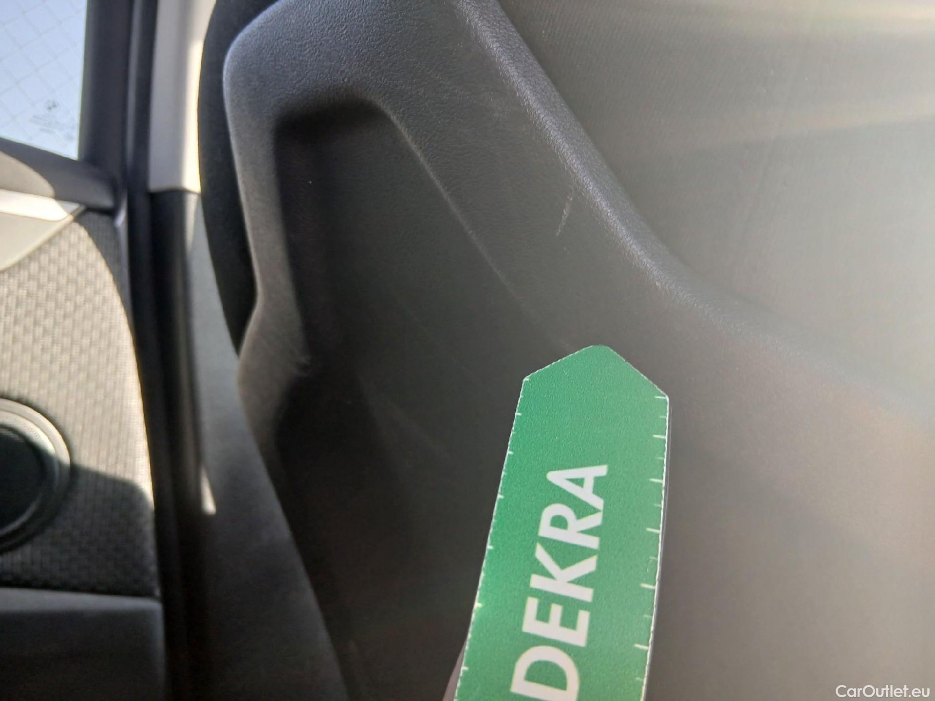 Bmw  X1 BMW  / 2019 / 5P / todoterreno sDrive18dA Corporate #38