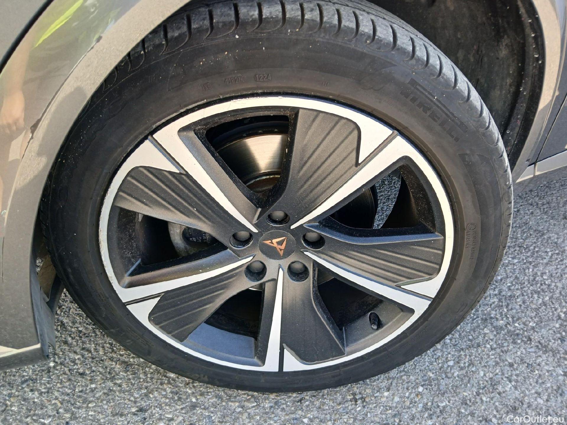  Cupra  Formentor CUPRA  / 2020 / 5P / todoterreno 1.4 e-Hybrid 150kW (204 CV) DSG (AC) #25