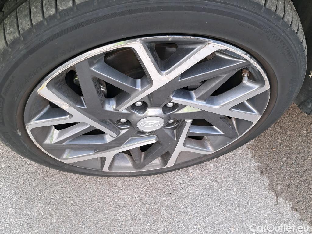  Hyundai  kona HYUNDAI  / 2017 / 5P / todoterreno 1.6 GDI HEV Style Sky Red DT #6