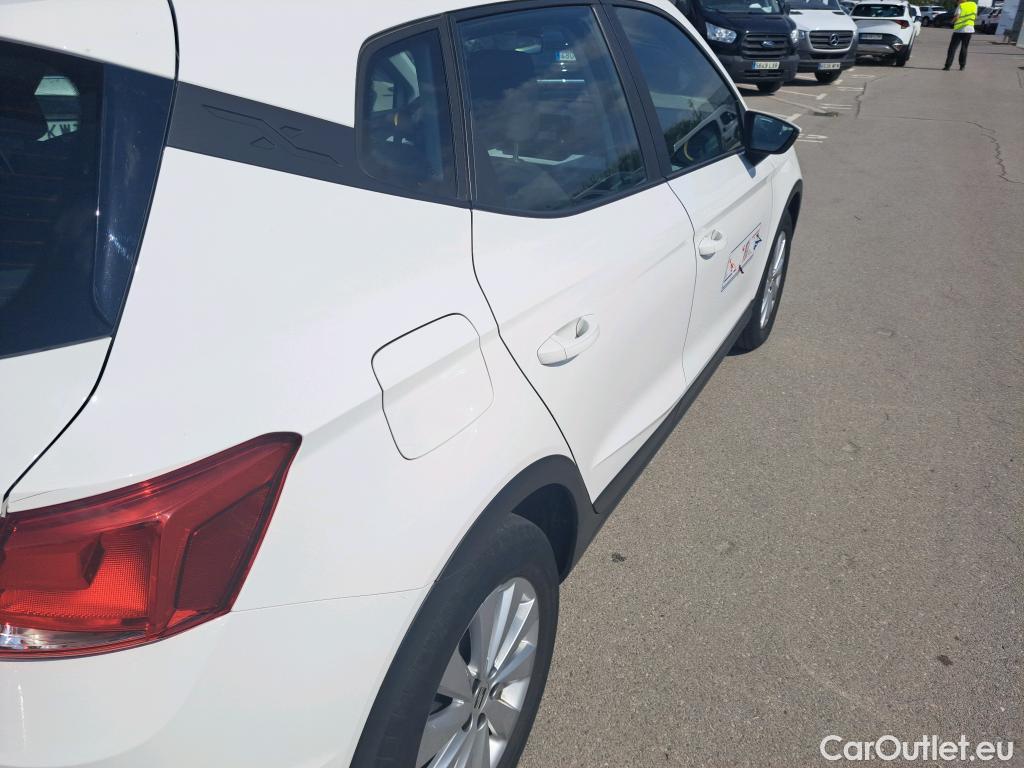  Seat  Arona SEAT  / 2021 / 5P / todoterreno 1.0 TSI 70kW (95CV) Reference #3