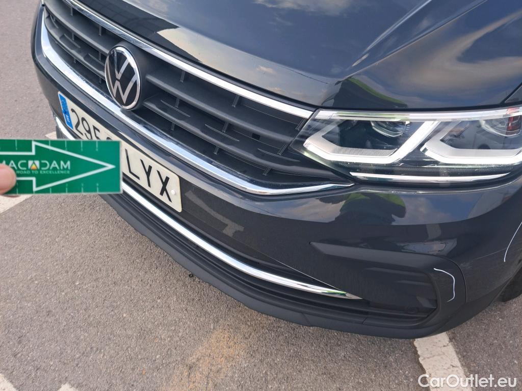  Volkswagen  Tiguan VOLKSWAGEN  / 2020 / 5P / todoterreno Life 2.0 TDI 110kW (150CV) DSG #8
