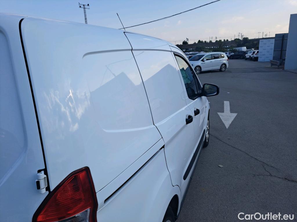  Ford  Transit FORD  Courier/2014/4P/furgón der.turis Van 1.5 TDCi 75kW Trend #22