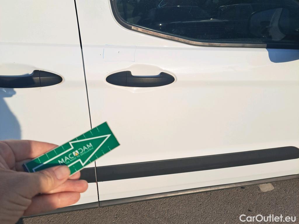  Ford  Transit FORD  Courier/2014/4P/furgón der.turis Van 1.5 TDCi 75kW Trend #19