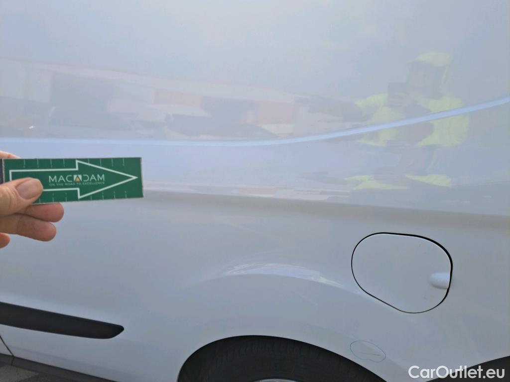  Ford  Transit FORD  Courier/2014/4P/furgón der.turis Van 1.5 TDCi 75kW Trend #4