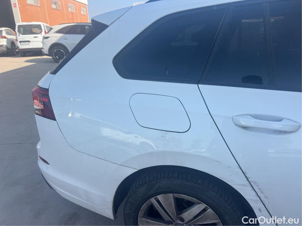  Volkswagen  Golf  VOLKSWAGEN / 2020 / 5P / familiar Life 2.0 TDI 85kW (115CV) DSG Variant #7