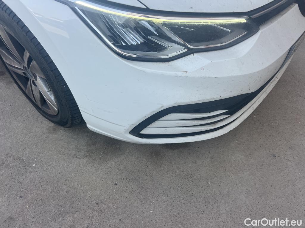  Volkswagen  Golf  VOLKSWAGEN / 2020 / 5P / familiar Life 2.0 TDI 85kW (115CV) DSG Variant #38