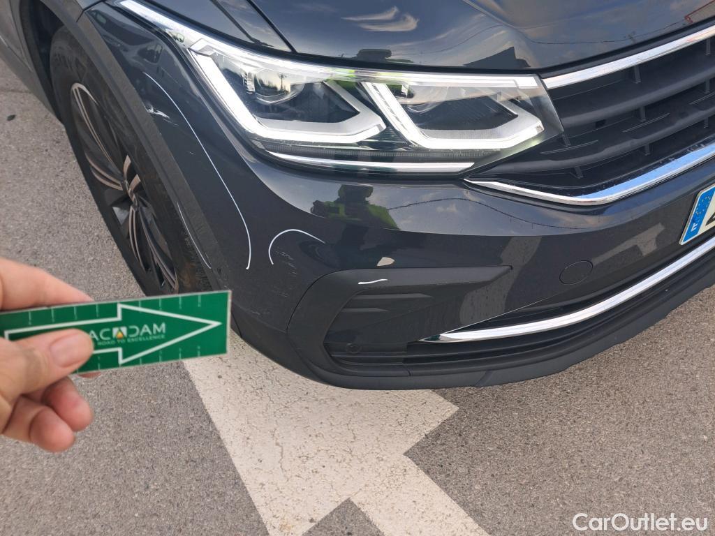  Volkswagen  Tiguan VOLKSWAGEN  / 2020 / 5P / todoterreno Life 2.0 TDI 110kW (150CV) DSG #15