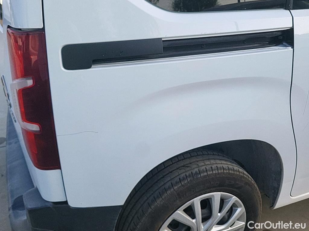  Citroen  Berlingo CITROEN  / 2018 / 4P / combi Talla M BlueHDi 100 S&S LIVE PACK BUSINE #7