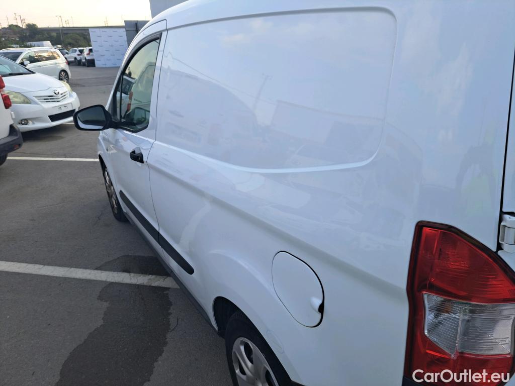  Ford  Transit FORD  Courier/2014/4P/furgón der.turis Van 1.5 TDCi 75kW Trend #23