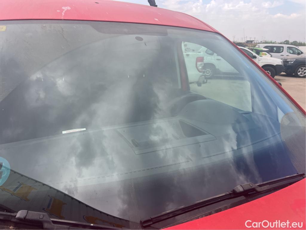  Volkswagen  Caddy VOLKSWAGEN  / 2015 / 4P / furgón derivado de turismo Business 2.0 TDI 75kW (102CV) BMT #1