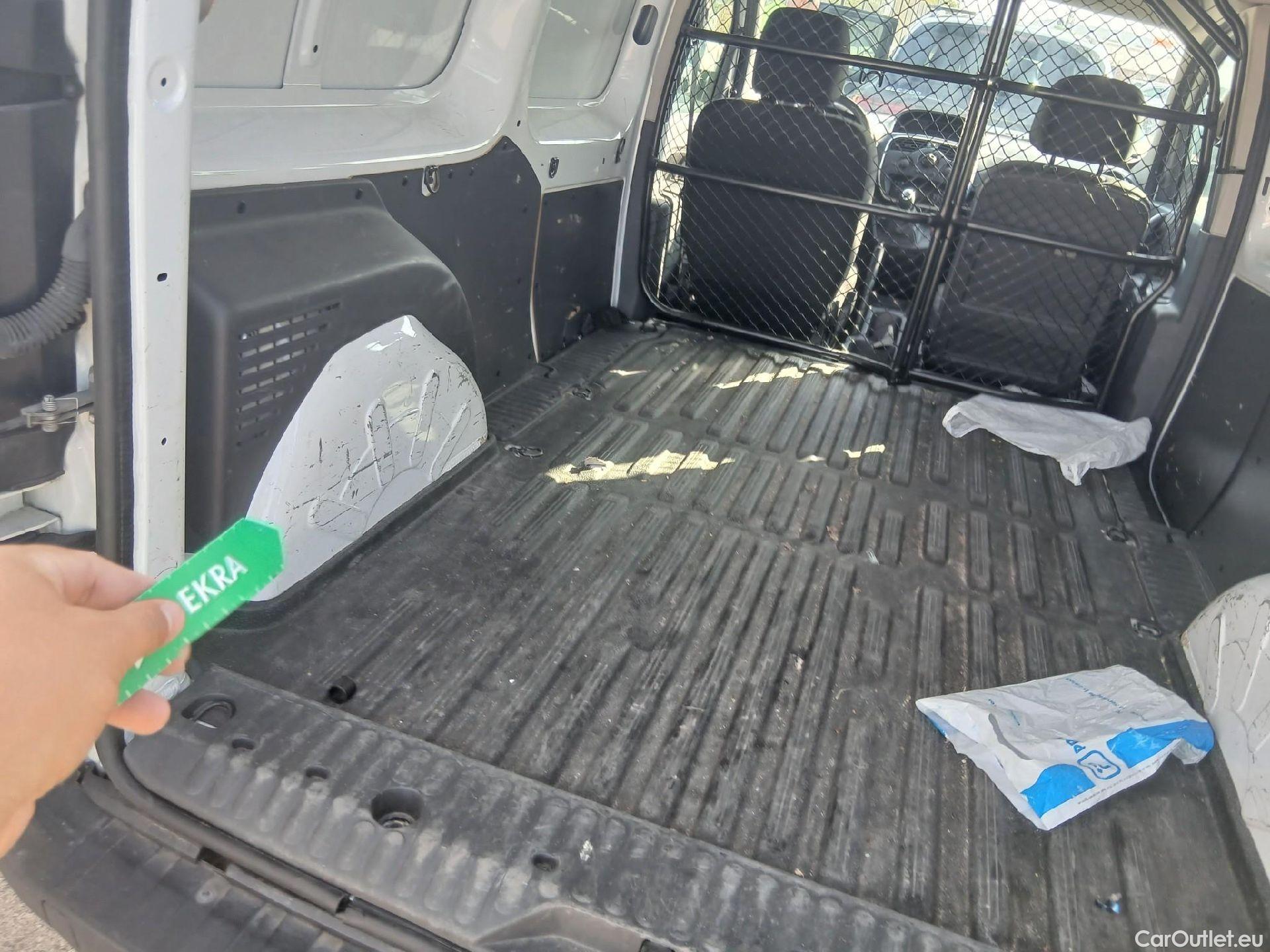  Renault  Kangoo RENAULT  Furgón/2013/4P/furgón derivado de turismo Maxi 2p Blue dCi 70 kW (95CV) #1