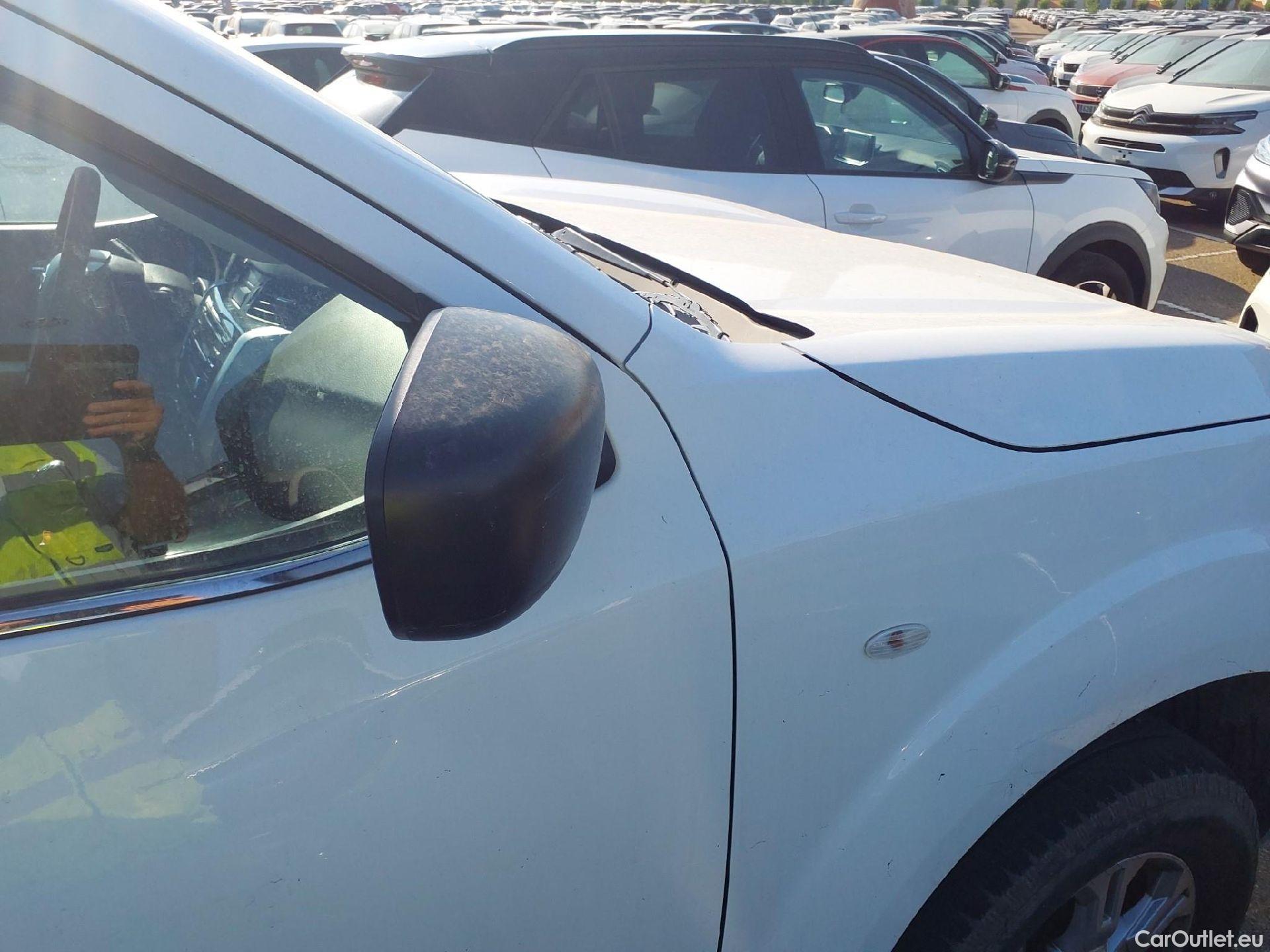  Nissan  Navara NISSAN  / 2015 / 4P / pickup Doble Cab. 2.3dCi 120kW(160CV) Acenta #15